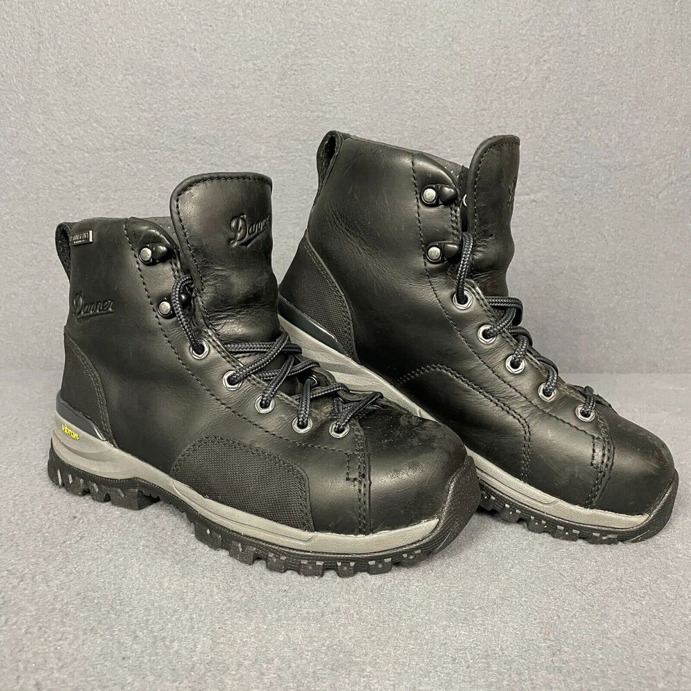 Danner Work Boots Women 5.5M Black Leather Waterproof Comp Toe Stronghold 16721